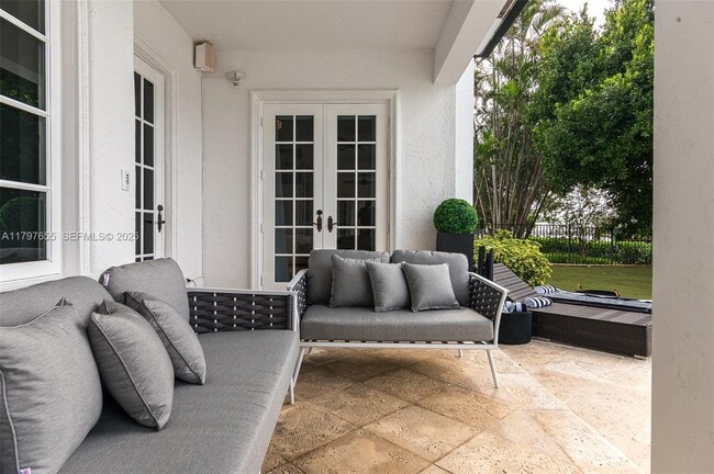 Building Photo - 1309 Middle River Dr