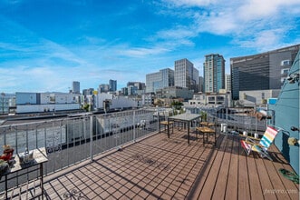 Building Photo - 641 Natoma St