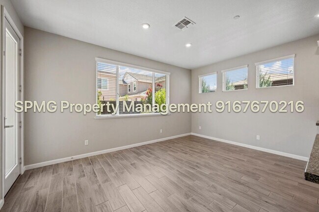 Building Photo - Modern Rocklin Home for Rent — 3 Bed, 2.5 Bath, 2,300 Sq Ft in Desirable Preserve Community
