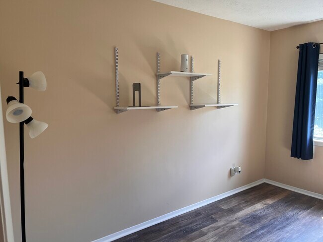 2nd BR - 4220 Crystal Ct