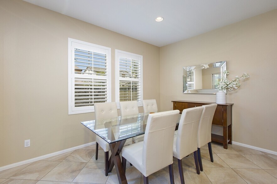 Building Photo - 8516 Old Stonefield Chase