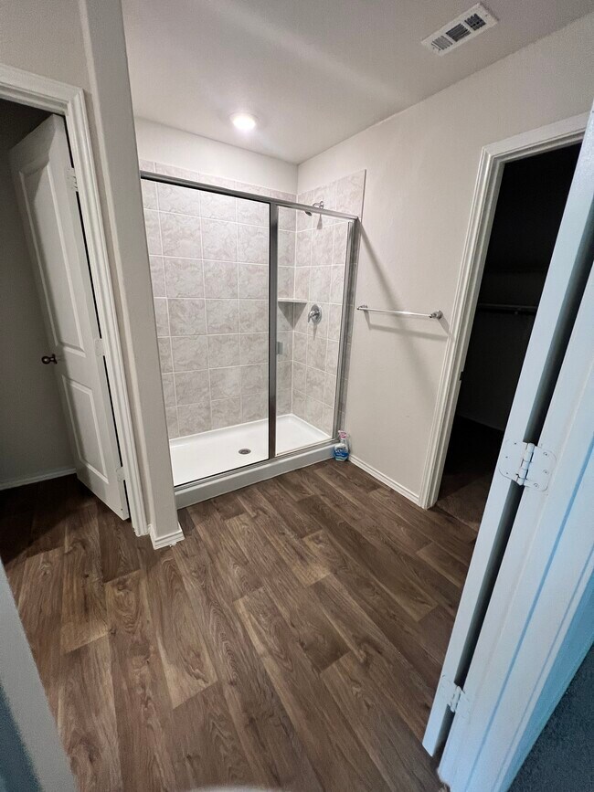 Building Photo - 4051 Fort Palmer Blvd