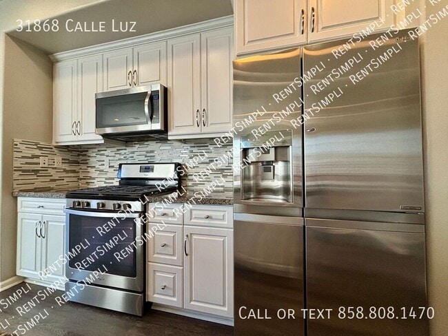 Building Photo - 31868 Calle Luz