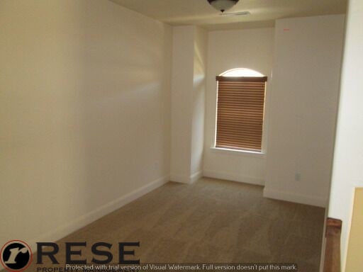 Building Photo - Beautiful Townhouse - Orem w attached 2 ca...