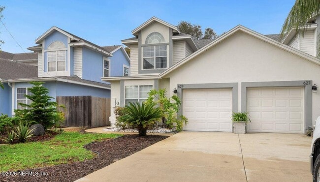 Building Photo - 629 10th Ave S