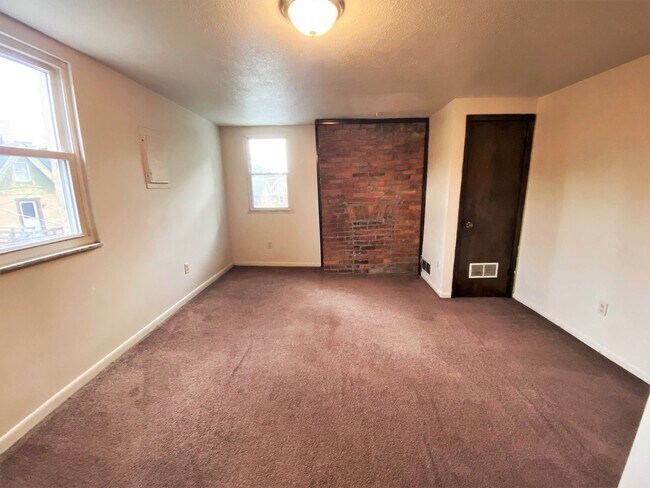 Building Photo - Highland Park - Apartments For Rent In Pittsburgh