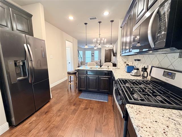 Building Photo - 305 Tottenham Ct