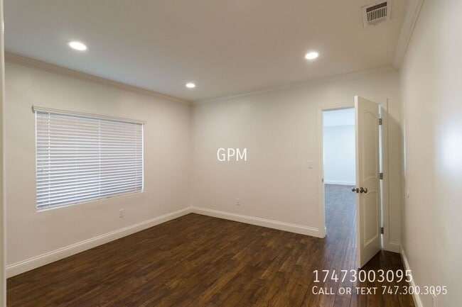 Building Photo - 917 Monterey Rd