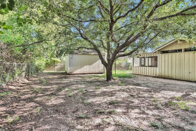 Building Photo - 4967 Lazy Ln
