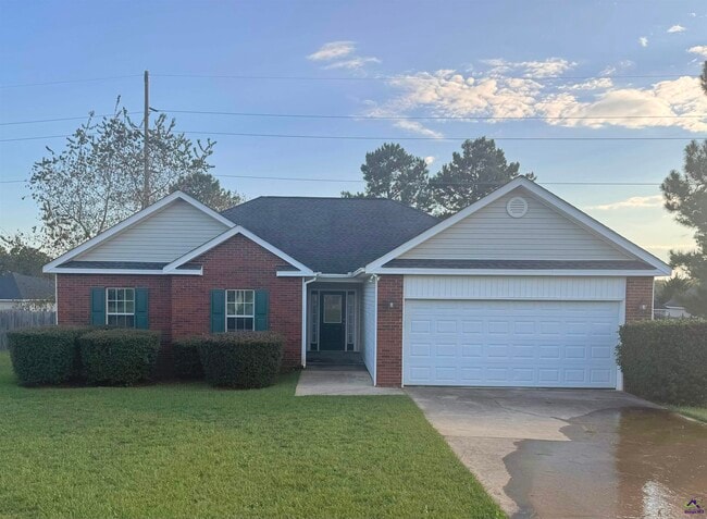 Primary Photo - 105 Windmill Court