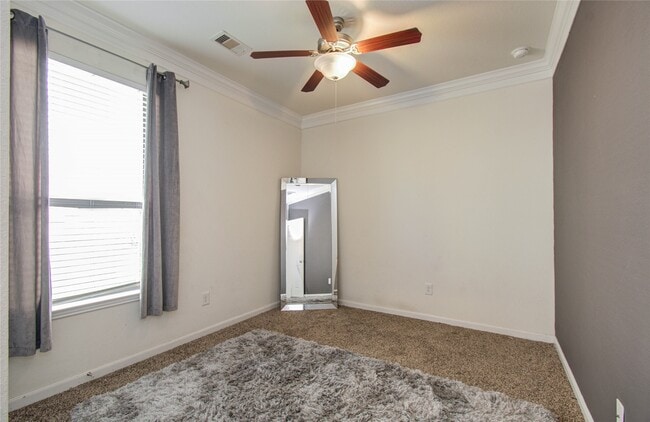 Building Photo - 18707 Naples Ridge Ct