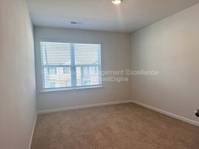 Building Photo - 828 Old Tarboro Rd