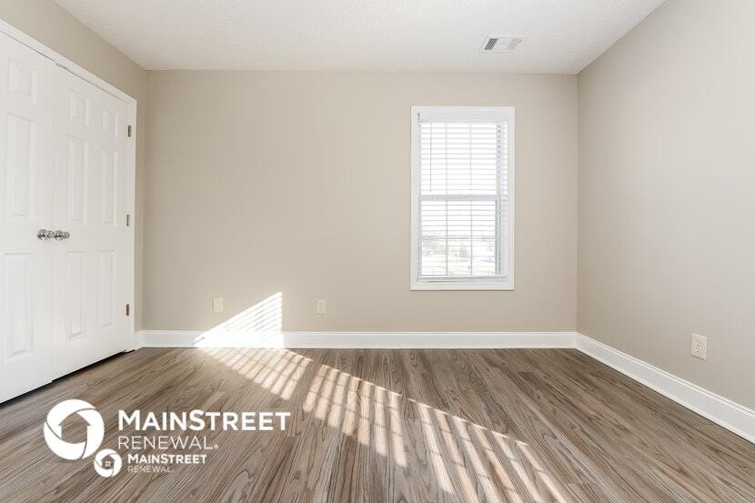 Building Photo - 129 Moss Pointe Dr