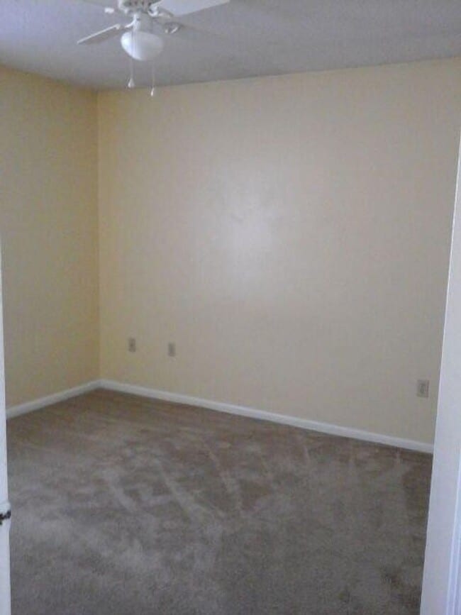 Building Photo - 209 Herty Ln