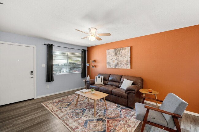 Building Photo - 1 Bedroom apartment in north Tempe!