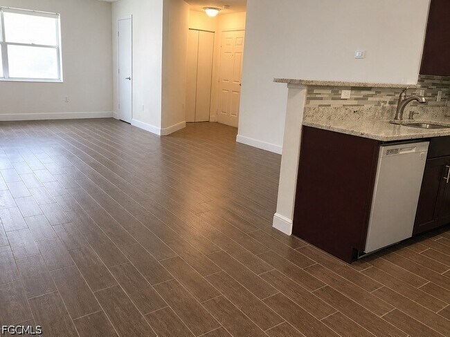 Building Photo - 12750 Equestrian Cir