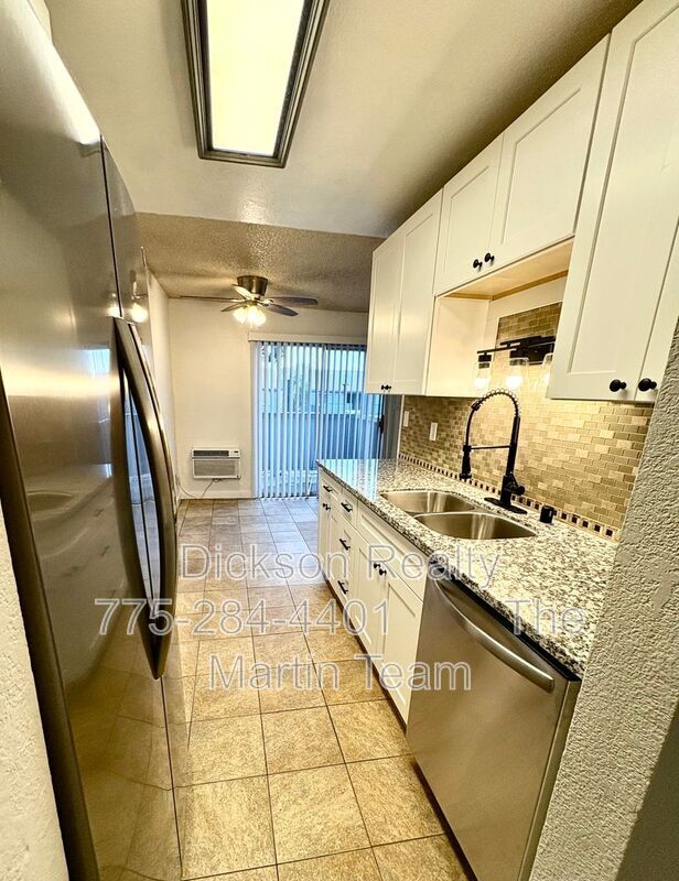 Building Photo - 3948 Clear Acre Ln