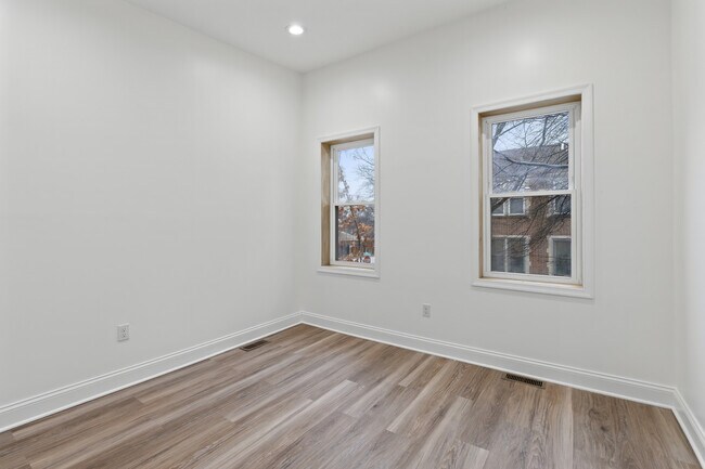Building Photo - 458 Federal St