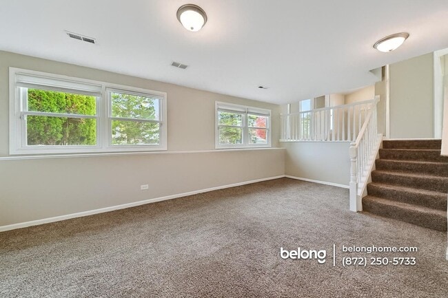 Building Photo - 434 Hunters Way