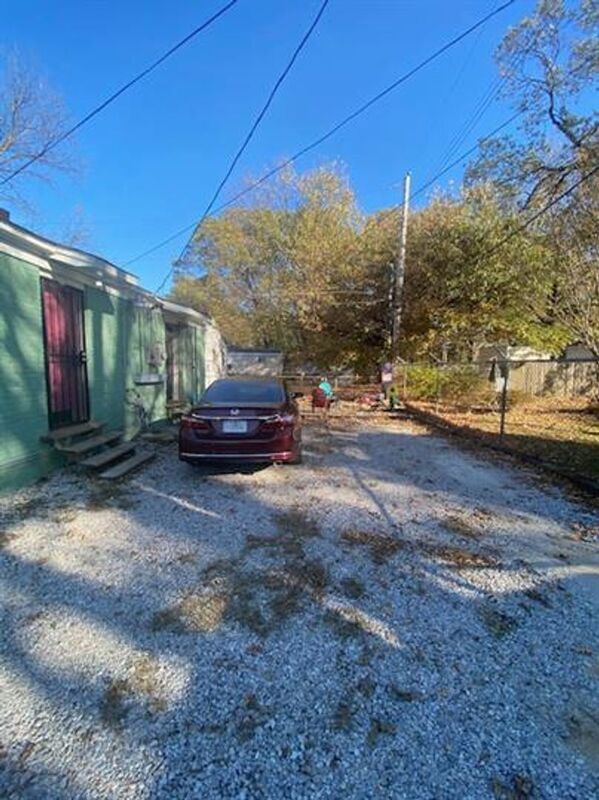 Building Photo - 2417 Deadrick Ave
