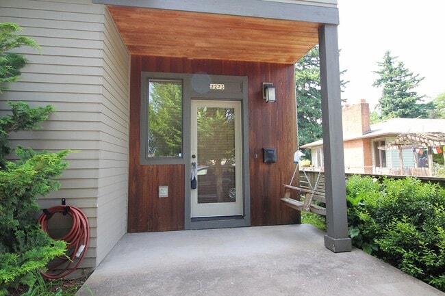 Building Photo - 2273 SE 77th Ave