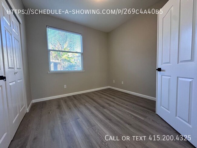 Building Photo - Charming Home in a Quiet Cul-de-Sac!