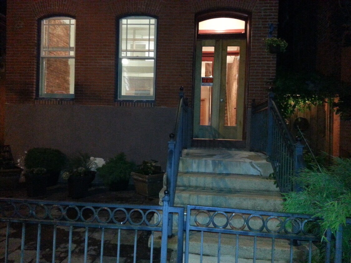 front of building - 313 N 34th St