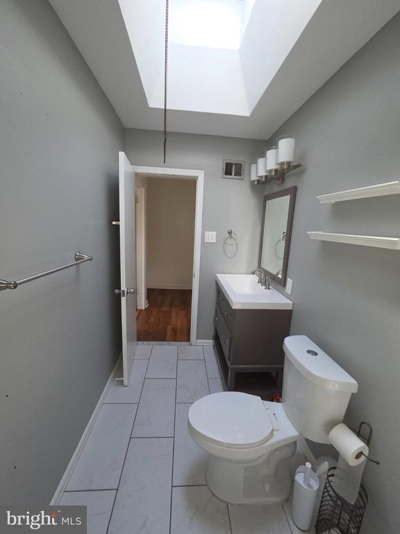 Building Photo - 3732 S Hereford Ln