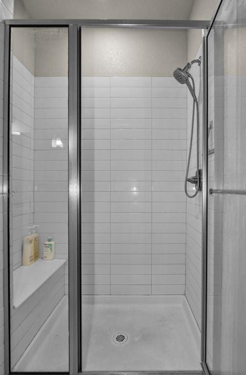 Building Photo - 6826 School House Dr