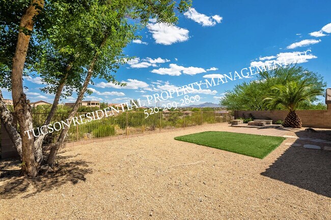 Building Photo - 10737 S Miralago Dr