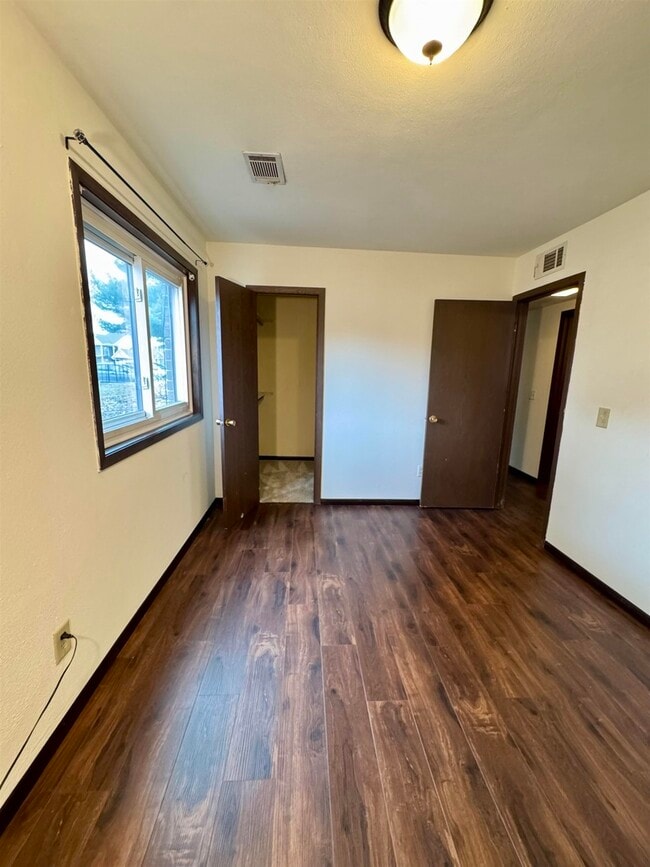 Building Photo - 1211 48th Ave