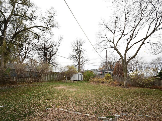 Building Photo - 2108 S 46th St