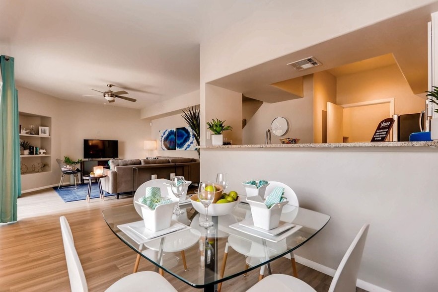 Verano Townhomes apartments — community photo - Verano Townhomes