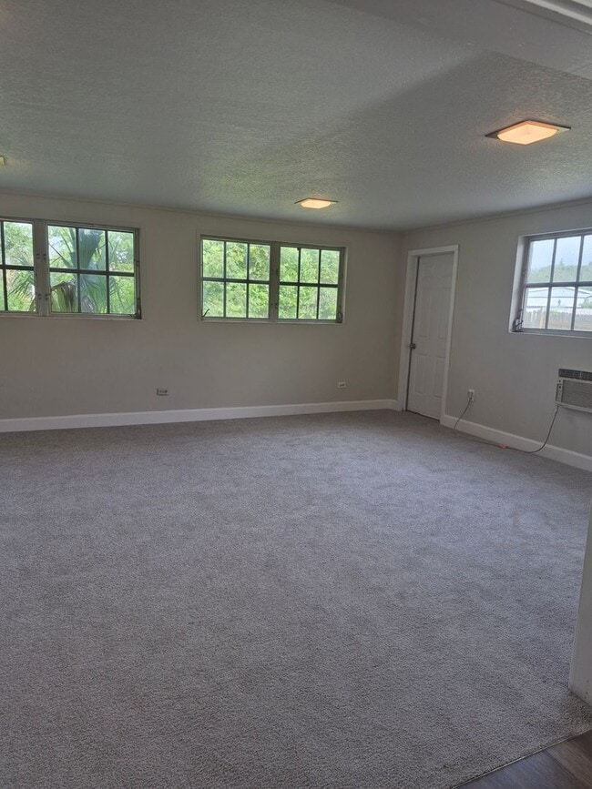 Building Photo - Welcome home