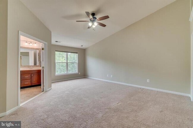 Building Photo - 20024 Northville Hills Terrace