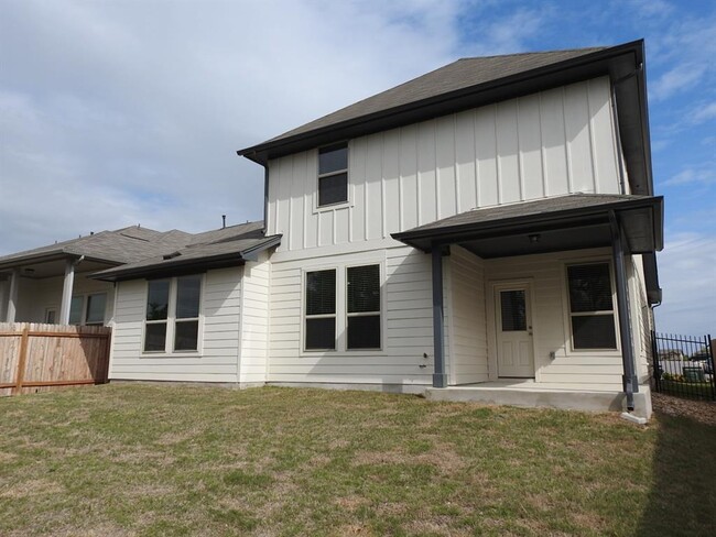 Building Photo - 108 Hauser Dr
