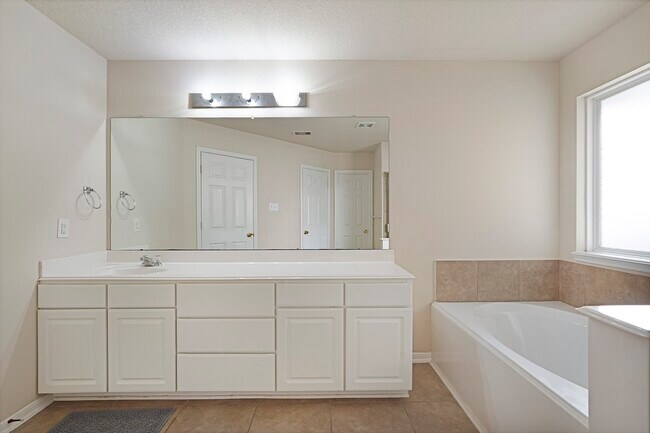 Building Photo - 29417 Forest Floor Ln