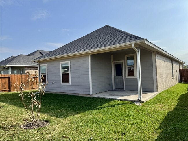 Building Photo - 7926 Grandstand Pkwy