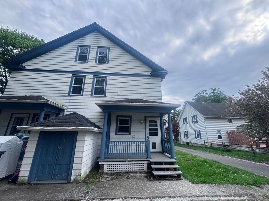Building Photo - 32-34 Linnell Street, Unit #34
