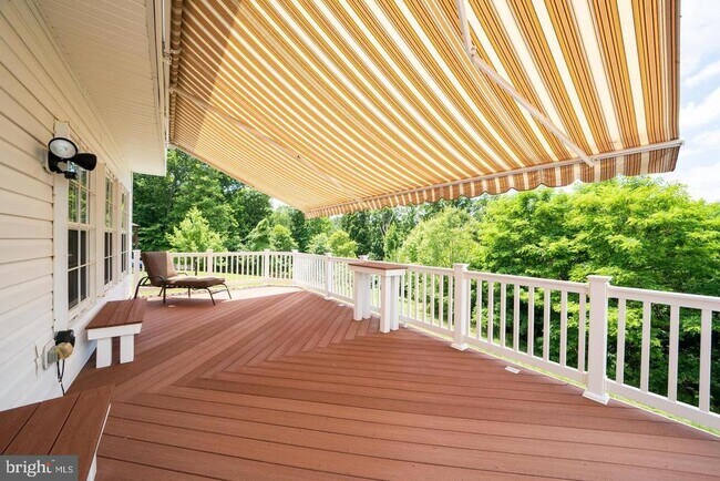 Building Photo - 1401 Windjammer Ct