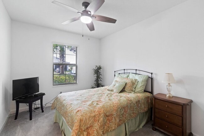 Building Photo - 31451 Moniker Mast Ln