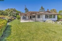 Building Photo - 770 Crossbrook Dr