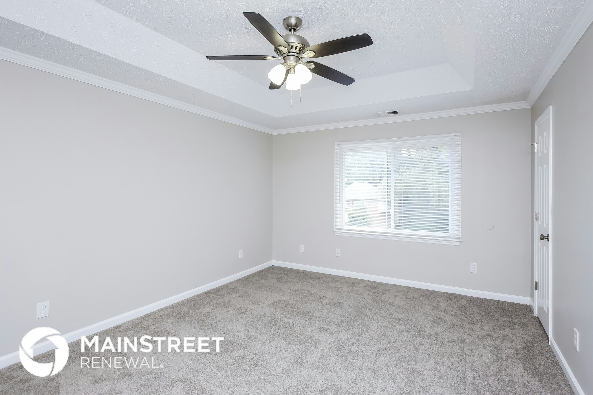 Building Photo - 6449 Laural Bend