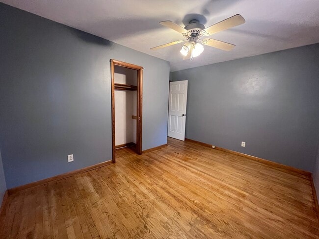 Building Photo - Byron Center Schools - Ranch Style Home!