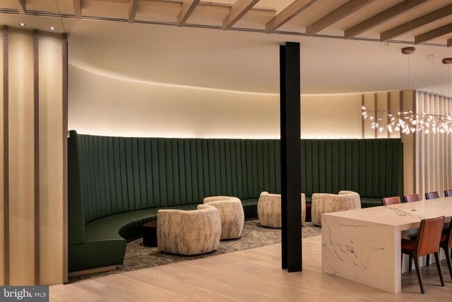 Building Photo - 1425 New York Ave NW