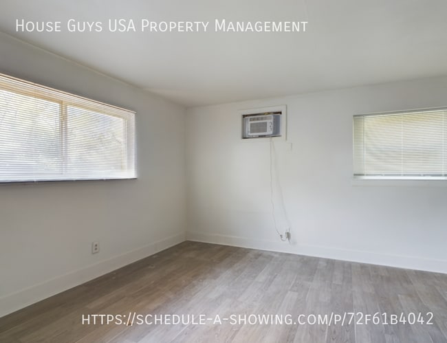 Building Photo - 15411 Barat Ave