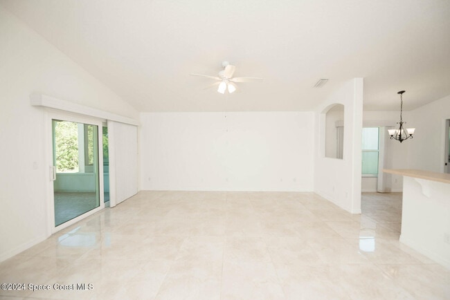 Building Photo - 3446 Hoofprint Dr