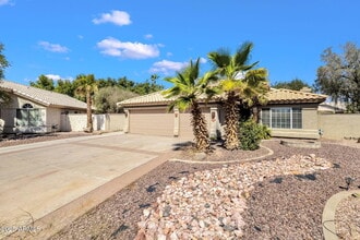 Building Photo - 4616 E Gold Poppy Way