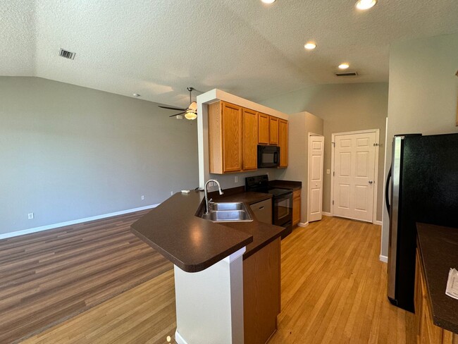 Building Photo - Beautiful 3 bedroom home in Port Orange