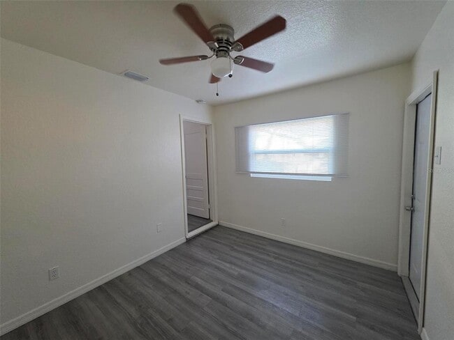 Building Photo - 4136 14th Ave S